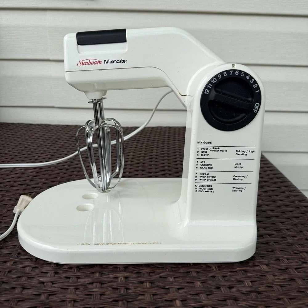 Vintage Sunbeam Mixmaster 12 Speed Stand Mixer Model 01401 Tested Working